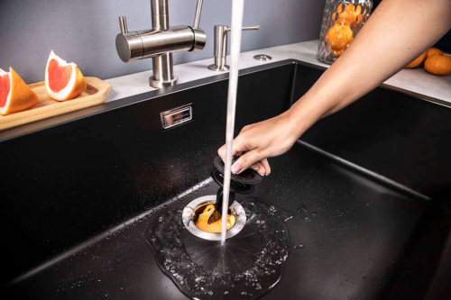 Измельчитель пищевых отходов OMOIKIRI Nagare 1000